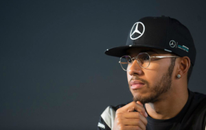 Lewis Hamilton en un acto de Mercedes en Alemania