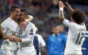 Marcelo celebra con Cristiano y Casemiro el gol del portugus