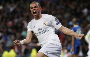Pepe celebra un gol con el Real Madrid.