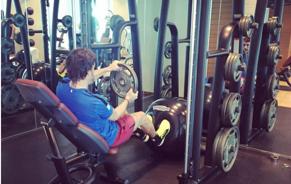 The Spaniard takes to the gym to work his ribs back into shape