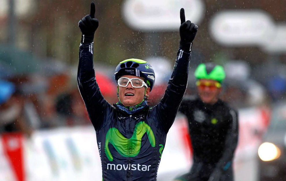 Carlos Betancur celebra su triunfo en la primera etapa de la Vuelta a...