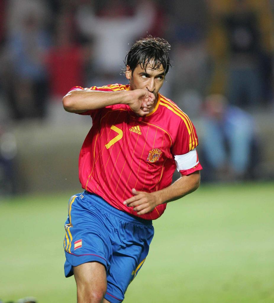 Raúl González Blanco disputó 102 partidos con España.