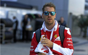 Sebastian Vettel a su llegada al Circuito de Sochi