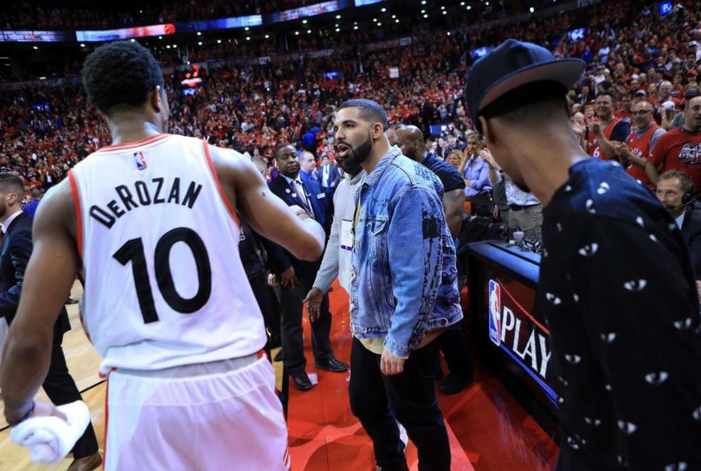 El cantante Drake, el fan ms famoso y entregado de los Raptors
