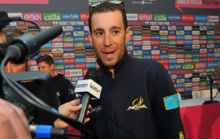 Vicenzo Nibali, tras la rueda de prensa oficial del Astana en...