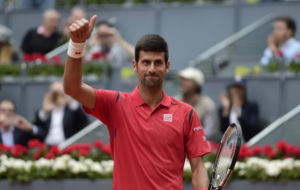 Novak Djokovic celebra una victoria en el Mutua Madrid Open.