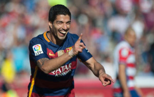 Luis Surez celebra un gol en Los Crmenes.