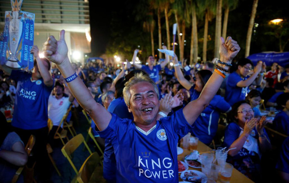Aficionados del Leicester celebran el ttulo del Leicester city