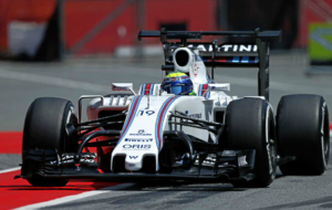 El Williams de Felipe Massa en el pit lane del Circuito de Montmel
