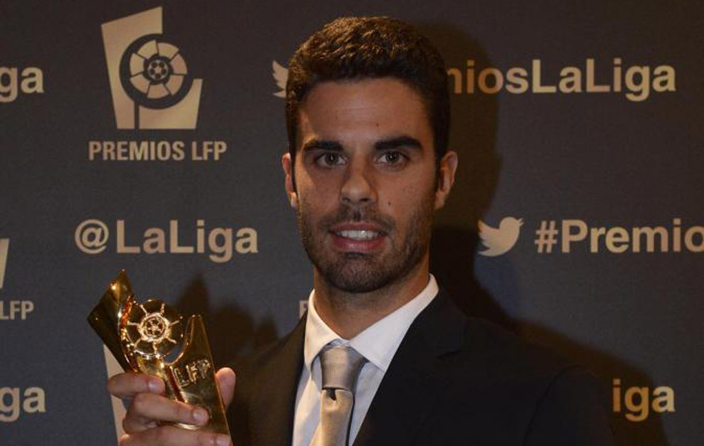 Juan Domnguez galardonado en los premios de La Liga