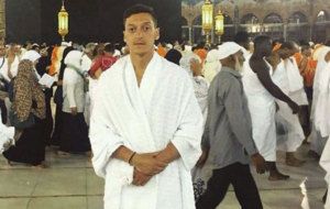 zil, vestido de peregrino en la Mecca