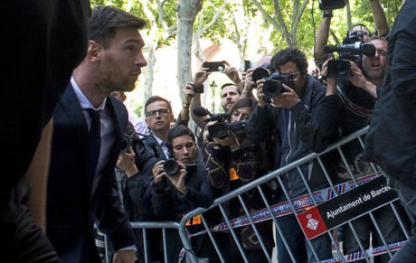 Messi, a su entrada a la Audiencia de Barcelona el jueves.