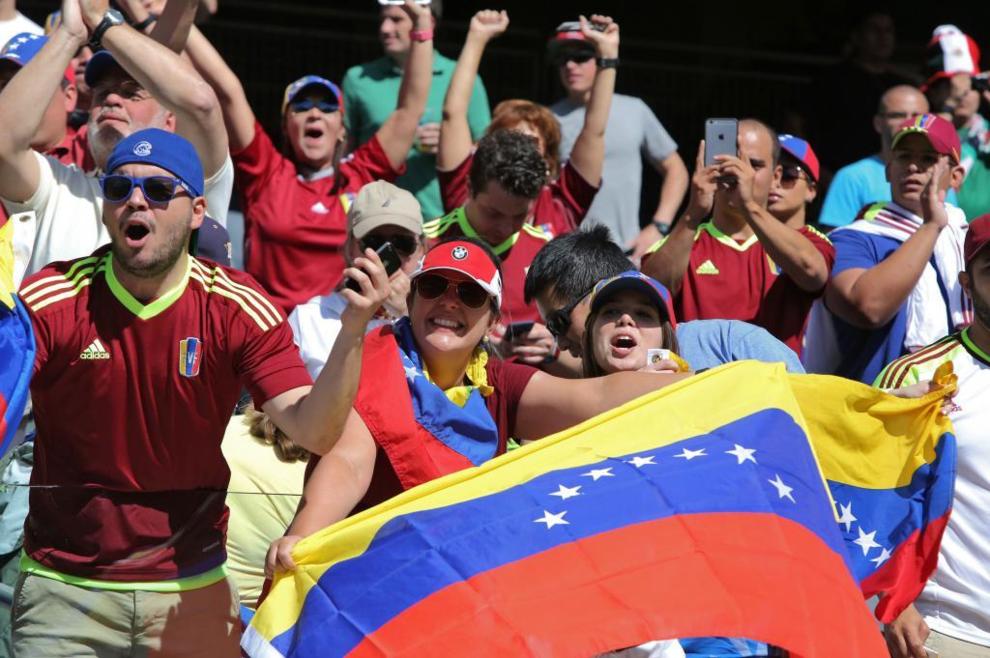 Los aficionados de Venezuela y Jamaica lo dieron todo en las gradas...