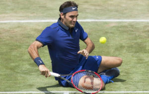 Roger Federer durante un partido en Stuttgart.