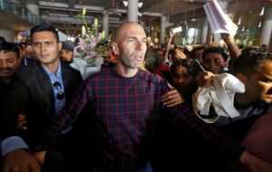 Zidane, a su llegada hoy a Bombay