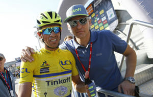 Oleg Tinkov con Alberto Contador el pasado jueves en el Dauphin.