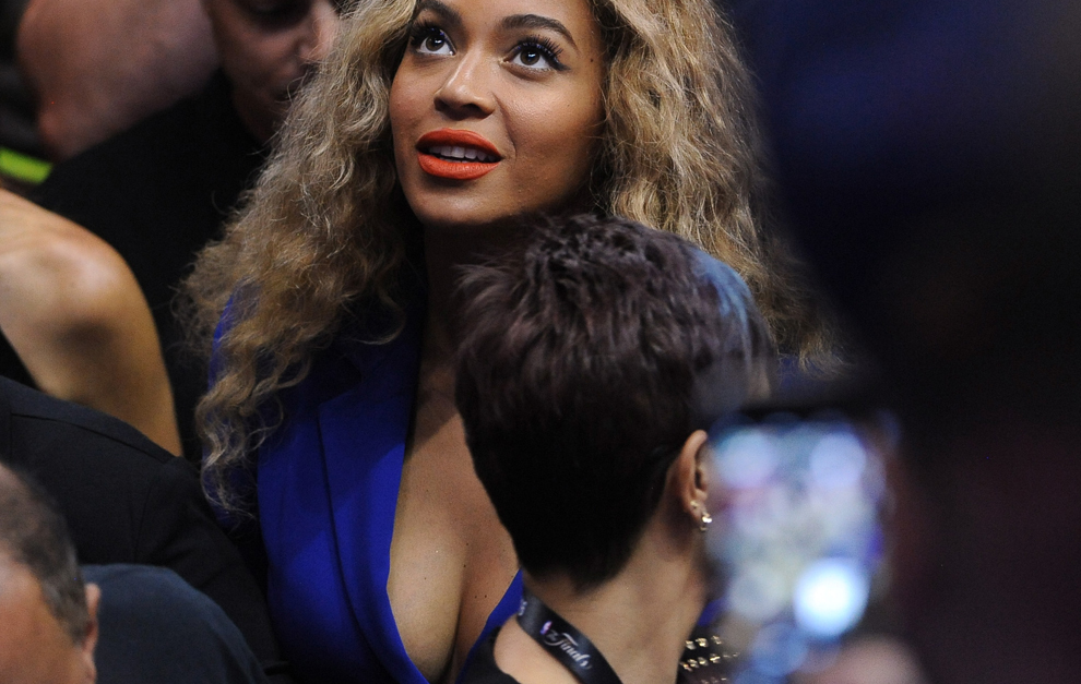 Beyonce en el sexto partido de las Finales NBA