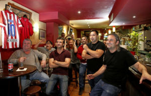 Aficionados turcos, en el restaurante preferido de Arda en Madrid