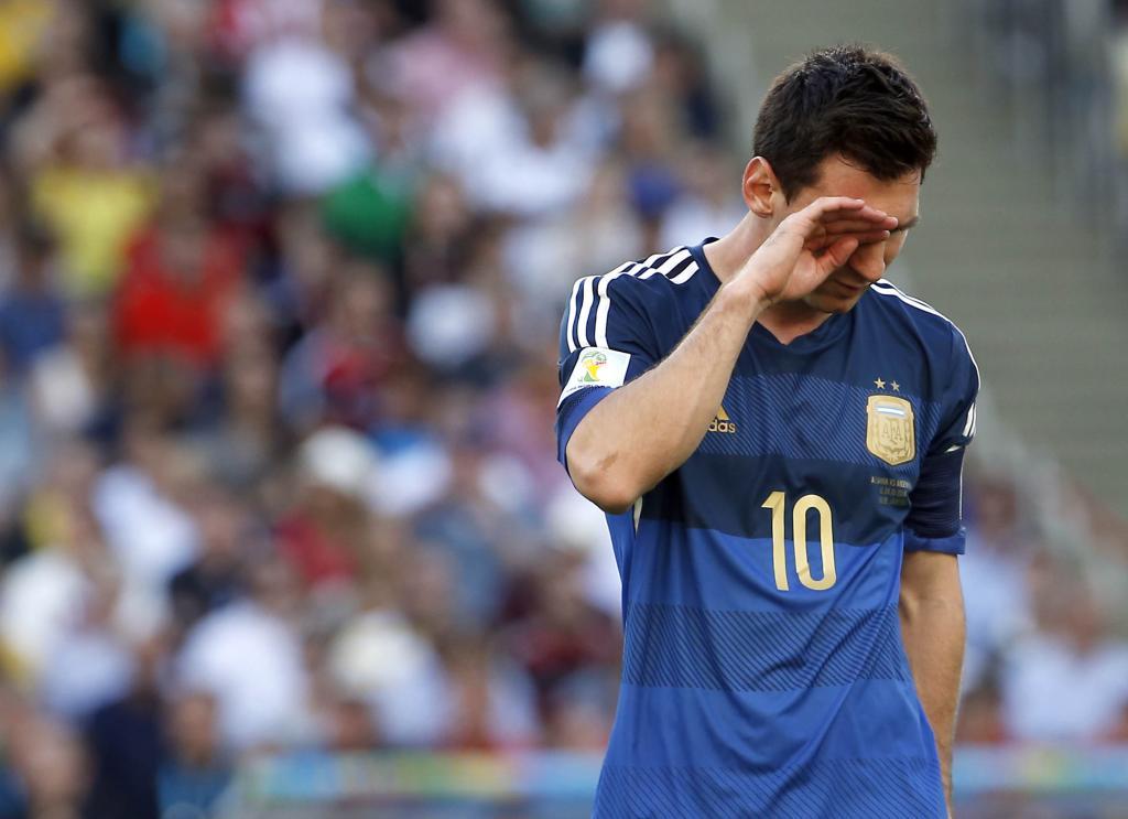 Messi, cabizbajo tras perder la final del Mundial.