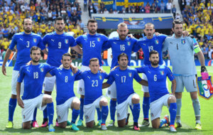 Once titular de Italia que se enfrent a Suecia en la fase de grupos...
