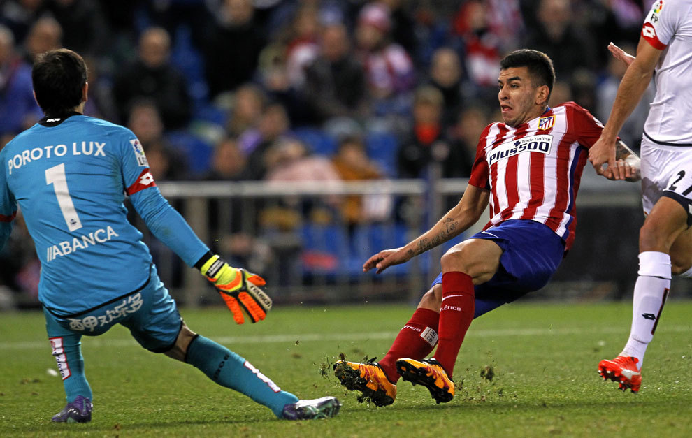 ngel Correa durante el partido ante el Atltico de Madrid