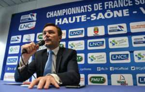 El presidente de la FFC, David Lappartient, este domingo en Vesoul.