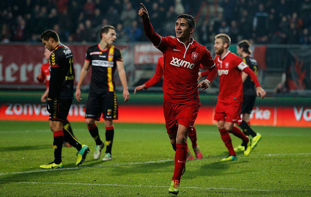 Felipe Gutirrez, celebrando un gol con el Twente