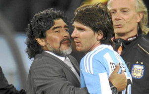 Maradona y Messi durante el Mundial de Sudfrica.