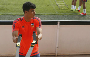 Danilo (20), durante un entrenamiento en Paterna la temporada que...
