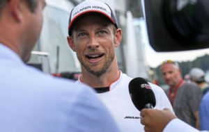 Jenson Button habla tras la segunda sesin de entrenamientos libres