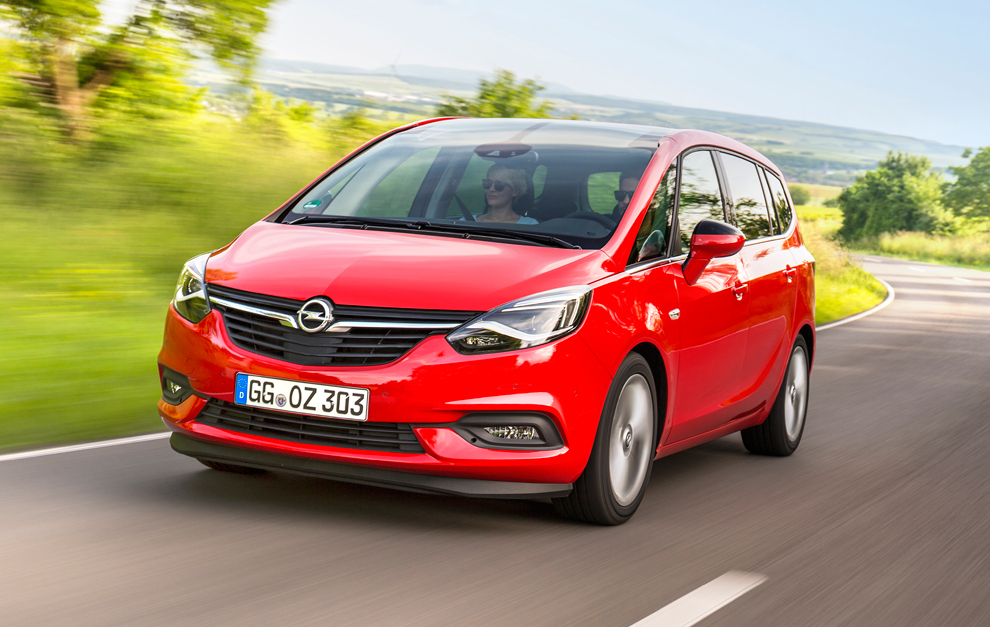 Opel Zafira 2016: espacio comunicado