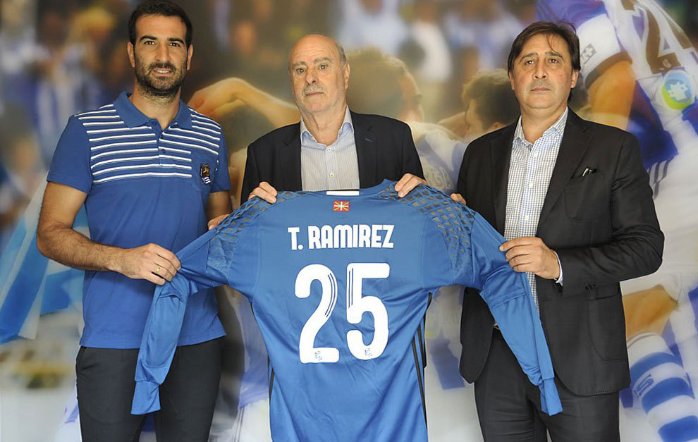Too Ramrez, durante su presentacin como nuevo jugador de la Real...