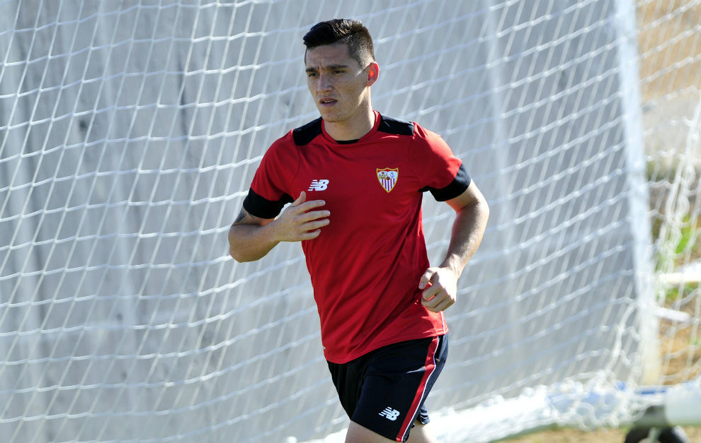 Kranevitter, durante un entrenamiento con el Sevilla.