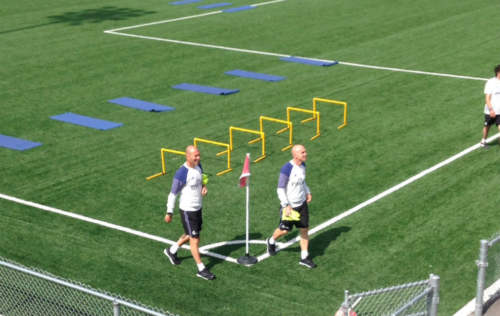 Zidane y Bettoni, en el primer entrenamiento