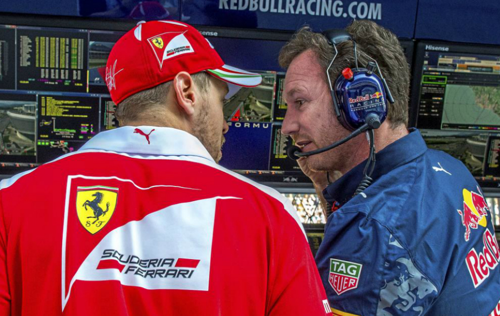 Vettel y Horner durante el pasado gran premio de Rusia