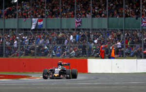 El Toro Rosso de Sainz, en el circuito de Silverstone