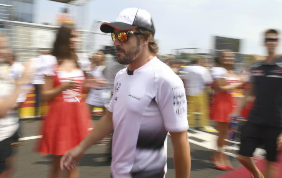 Alonso en el previo de la carrera en Hungra
