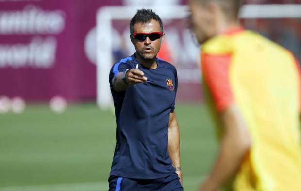 Luis Enrique, en una sesin de entrenamiento con el Barcelona.