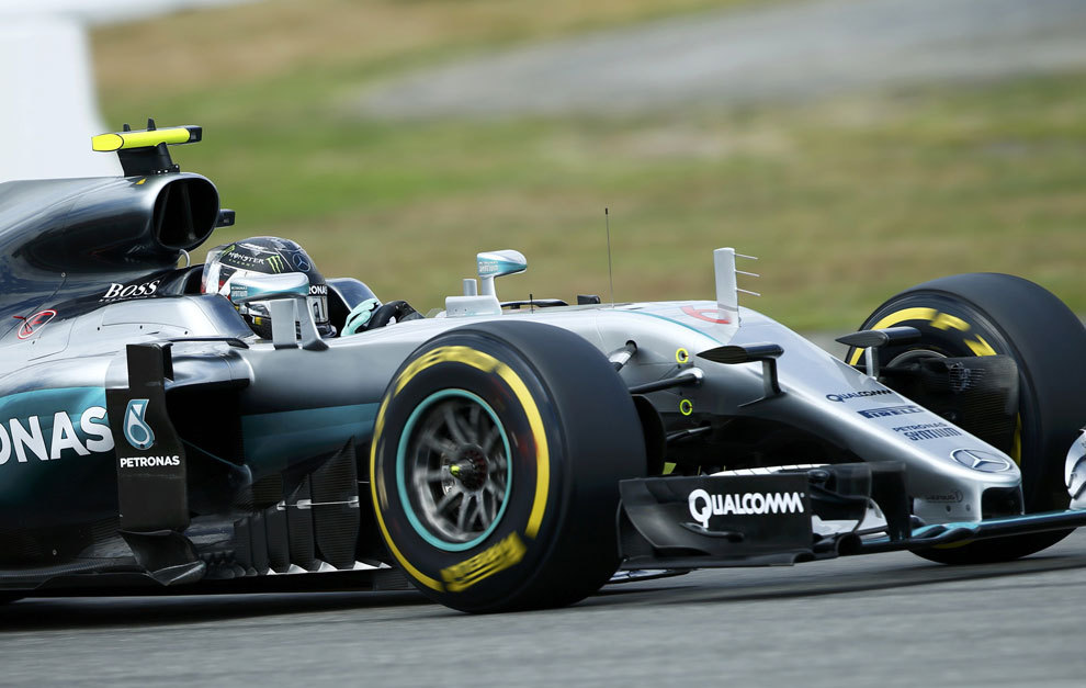 Rosberg durante la segunda tanda de entrenamientos libres
