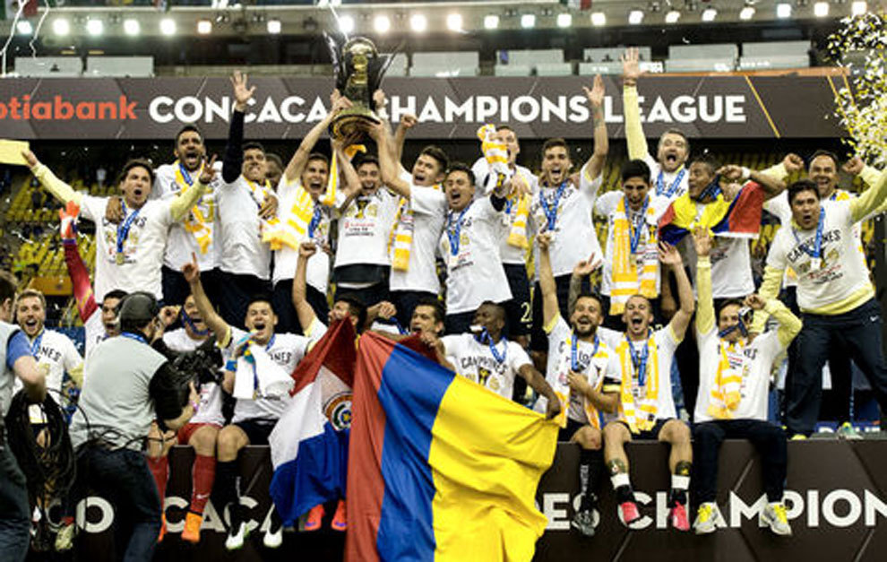 Amrica celebra el ttulo de la Concachampions 2015-16.