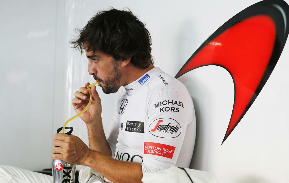 Alonso en el box de Mclaren en el pasado Gran Premio de Alemania