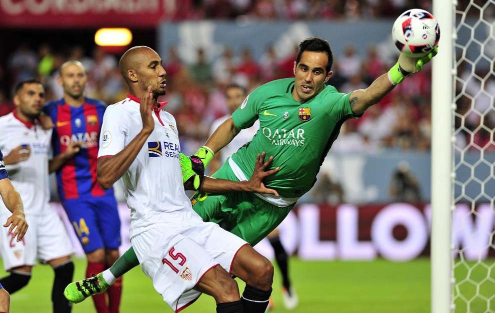 Bravo fue titular anoche ante el Sevilla en la Supercopa.