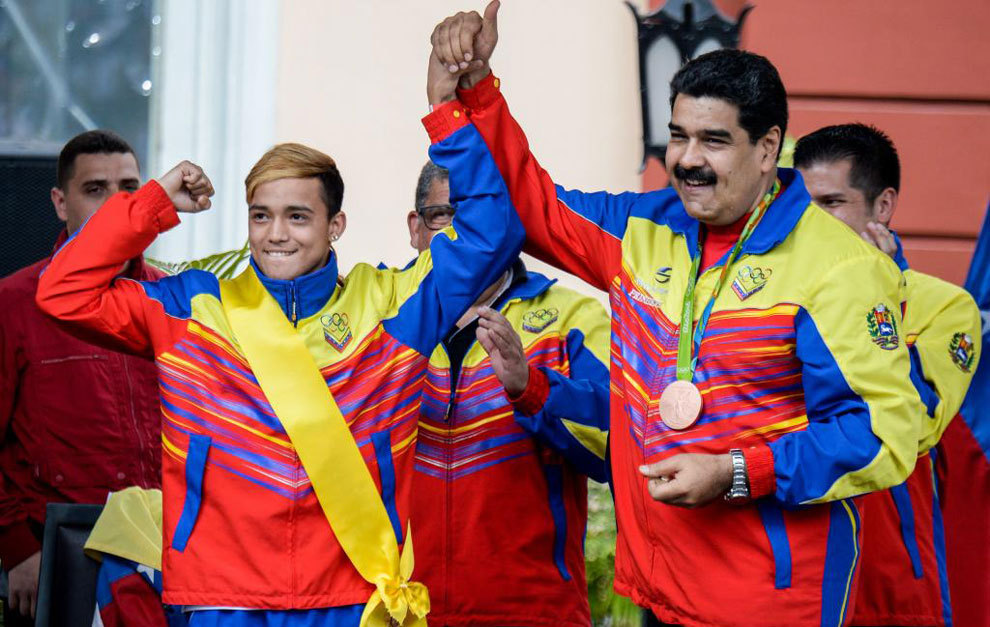 por favor confirmar trigo baloncesto Juegos Olímpicos Río 2016: Maduro entregará viviendas a todos sus atletas  olímpicos | Marca.com