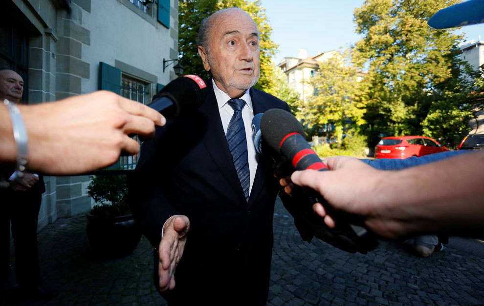 Blatter llegando al Tribunal Arbitral del Deporte (TAS)