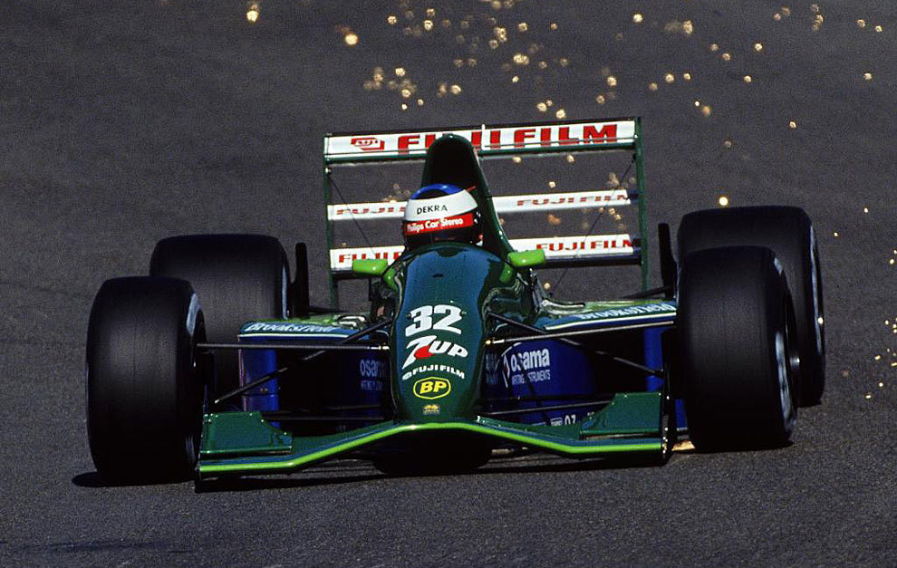 Schumacher, sobre el Jordan 191 en el circuito de Spa-Francorchamps en...