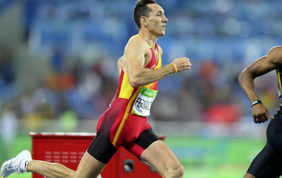 Sergio Fernndez, durante la semifinal olmpica de los 400 m vallas.