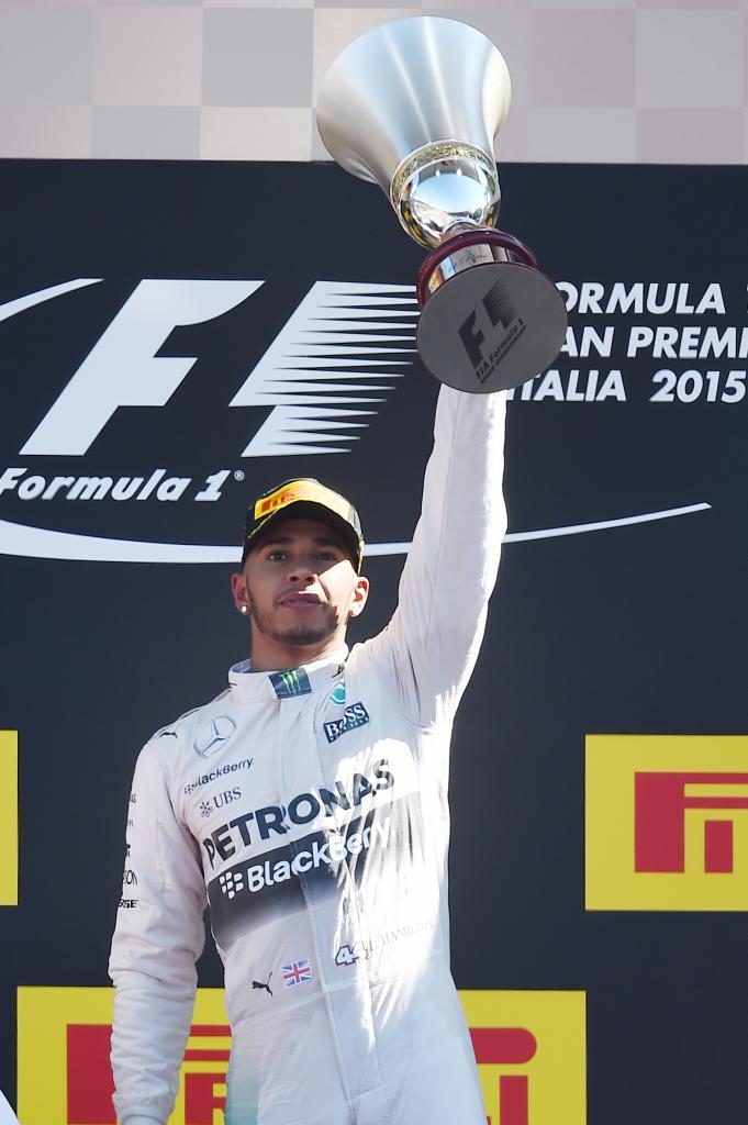 Hamilton logr la victoria en Italia en 2015