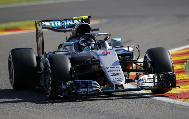 Rosberg, durante los primeros libres en Spa