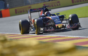 Verstappen, durante los libres en el circuito de Spa