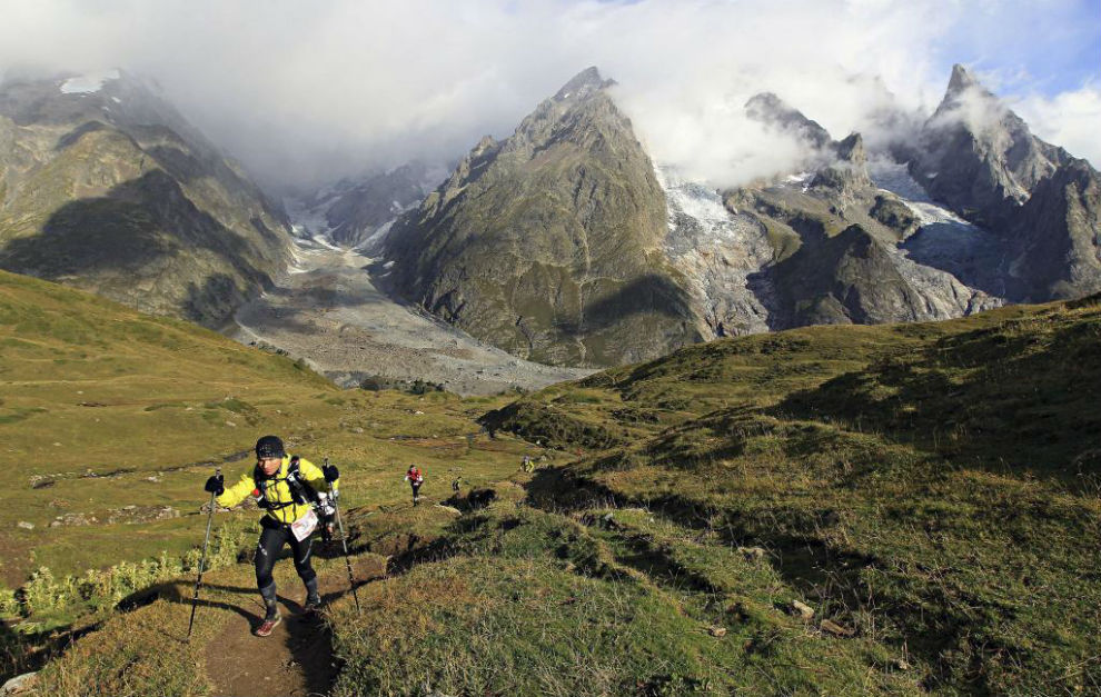 Corredores del Ultra-Trail del Mont-Blanc